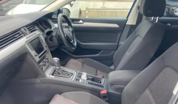 VOLKSWAGEN PASSAT VARIANT 2016/2 full