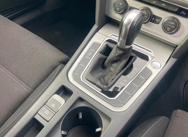 VOLKSWAGEN PASSAT VARIANT 2016/2 full